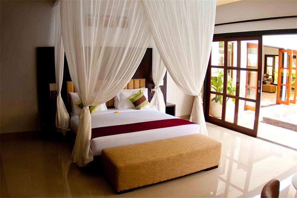 M Two Villas Seminyak Exterior foto